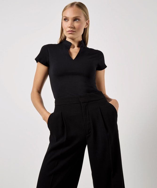 Corporate short-sleeved top (regular fit)