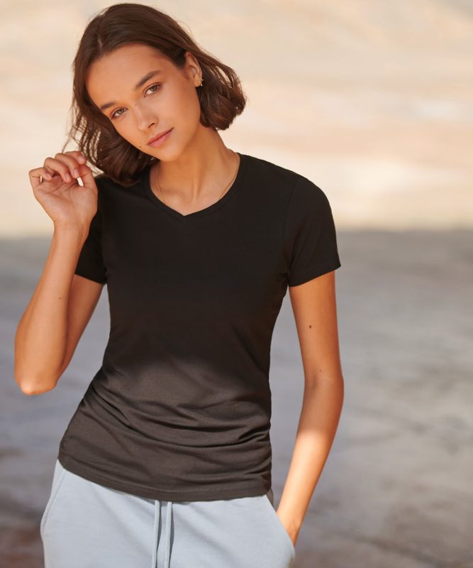 Feel good stretch v-neck t-shirt