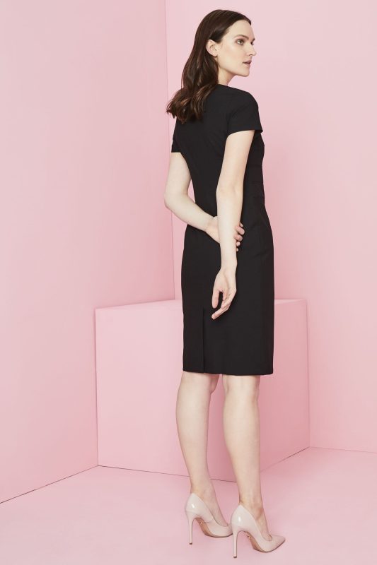 Qualitas Square Neck - Black